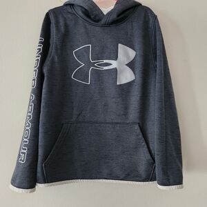 Under Armour Gray Athletic Sweater Boys Small Pullover Hoodie